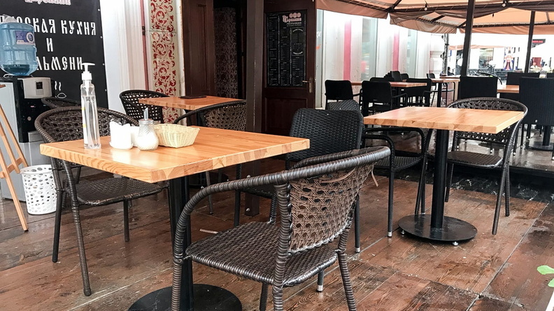Кафе в Сарапуле закрыли из-за нарушения противоэпидемических правил