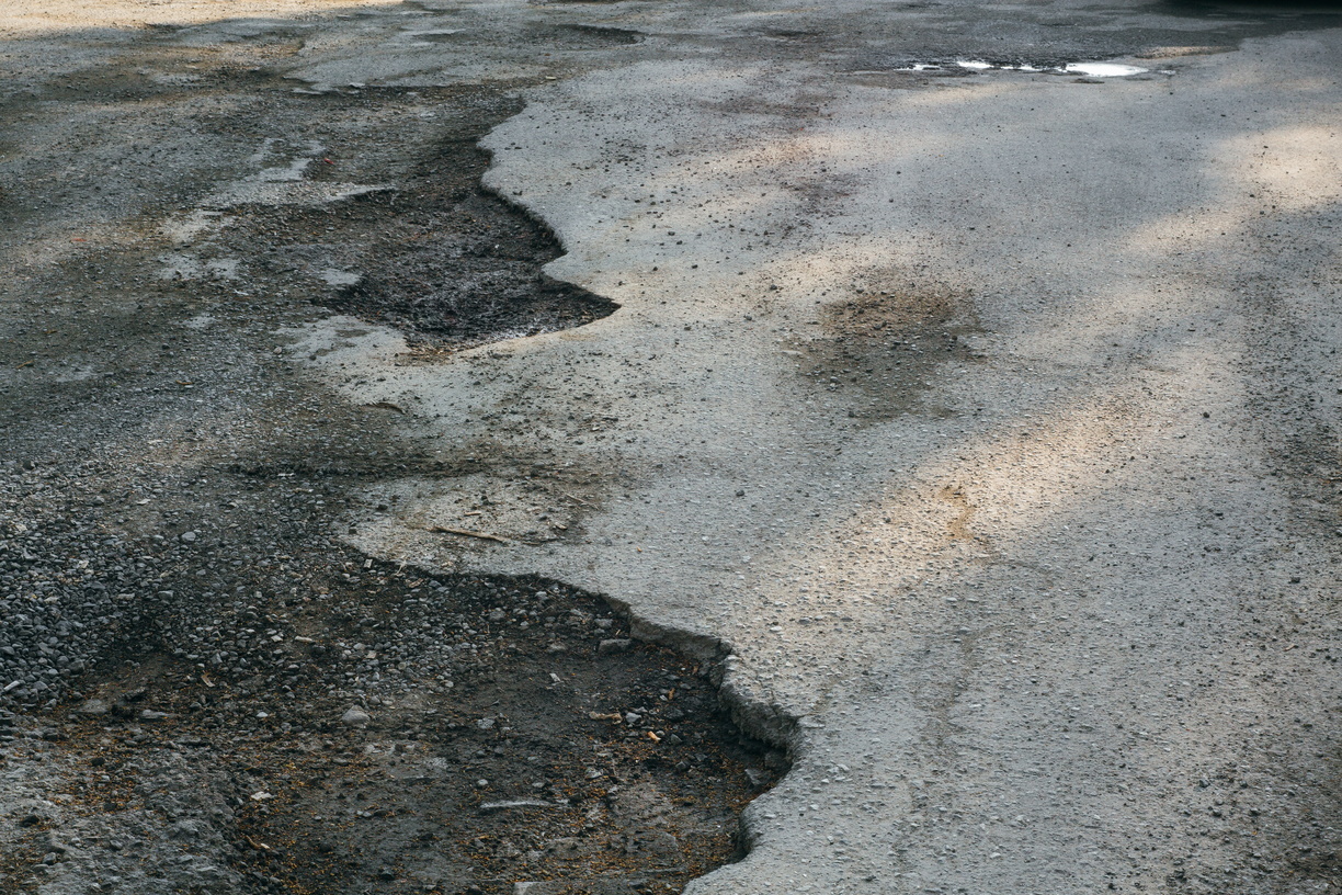Дорогу в Сарапульском районе отремонтировали после прокурорской проверки