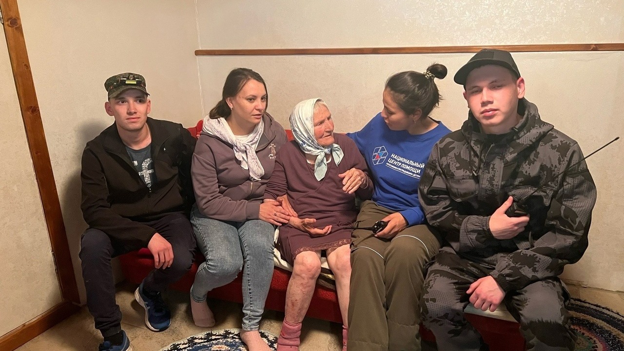 Пропавшую пенсионерку нашли добровольцы в лесу Якшур-Бодьинского района