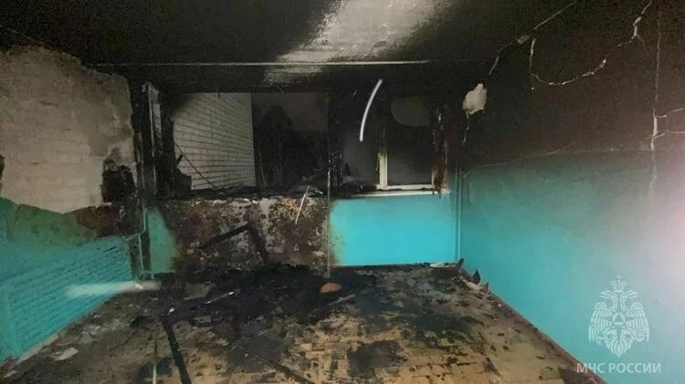 В Ижевске во время пожара в доме на улице Сабурова эвакуировали 15 человек