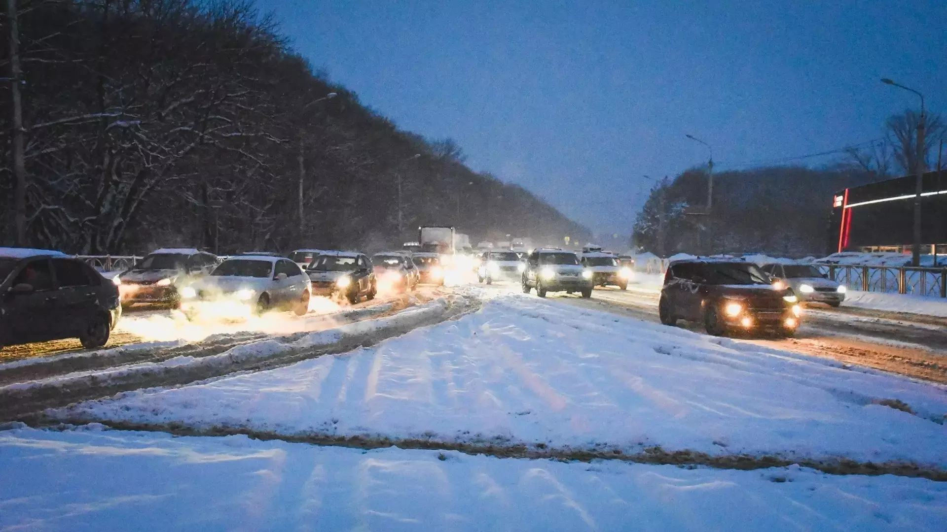 Из-за снегопада на федеральных трассах Удмуртии введены ограничения