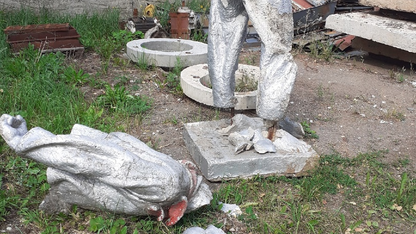 В Глазове разрушили памятник пионеру Павлу Морозову