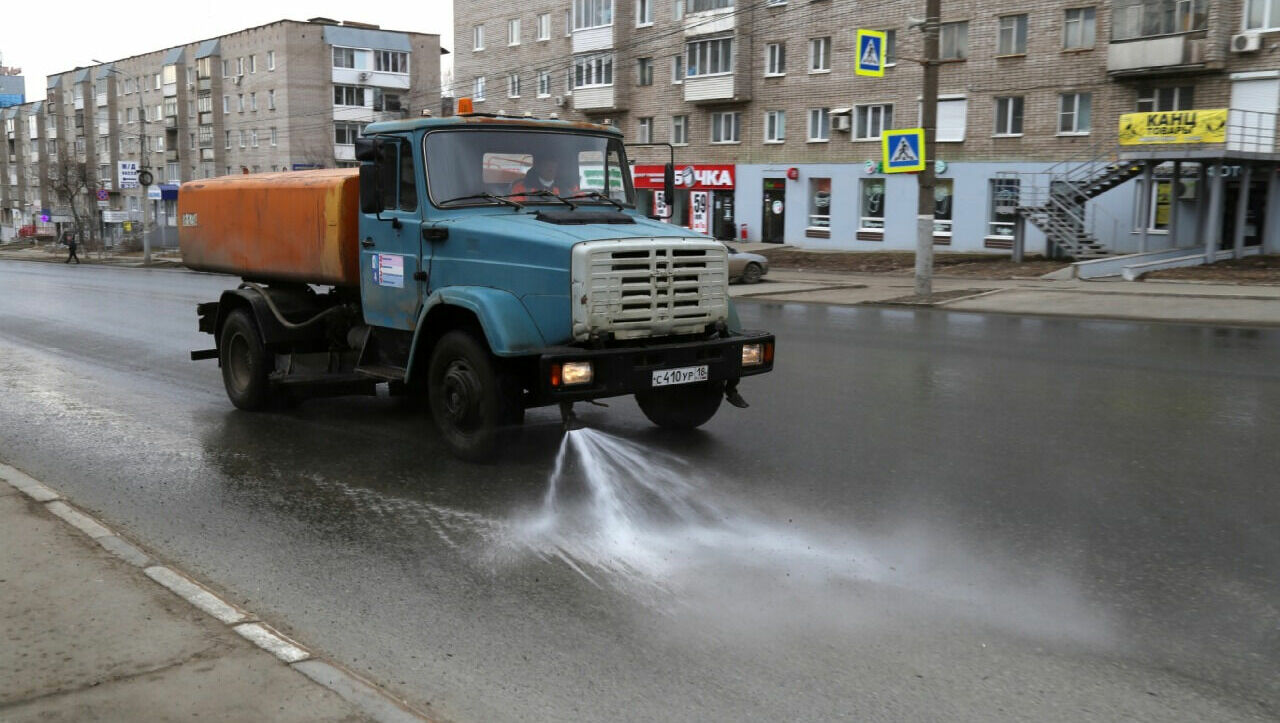 Власти Ижевска готовы мыть улицы с шампунем