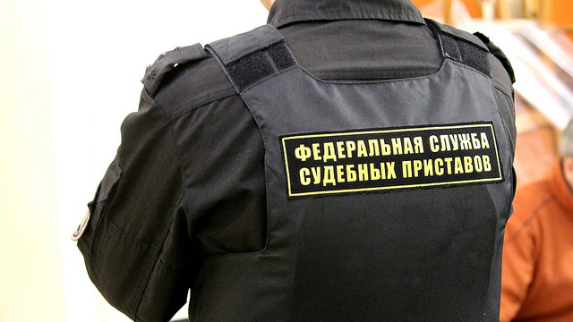 Алиментщики Удмуртии, ограниченные в правах, задолжали более 381 млн рублей