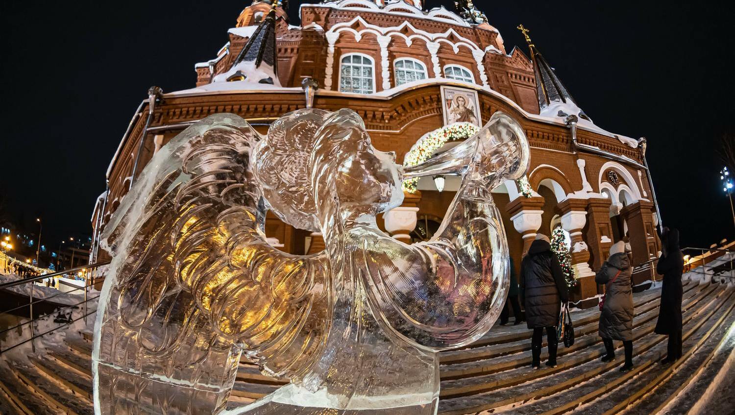 XI Ледовый фестиваль Ангелов и Архангелов в Ижевске - завораживающий фоторепортаж
