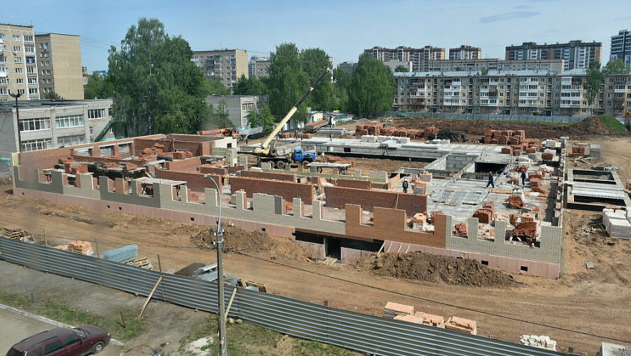 Для завершения строительства школы №61 в Ижевске не хватает бетона