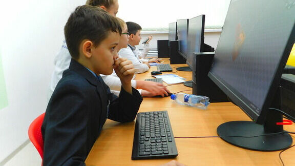 Электронная запись в школу в Ижевске в 2023 году