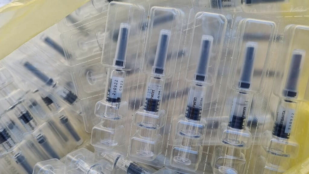 Минздрав проверит сообщение о выброшенной возле больницы в Ижевске вакцине от гриппа