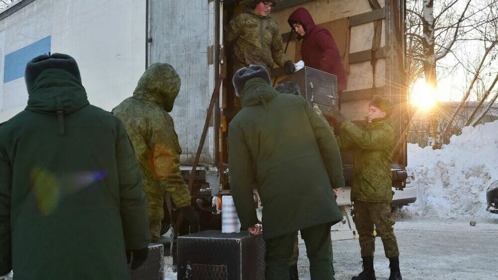 Фуру с гуманитарной помощью отправили к мобилизованным из Удмуртии в Вольск