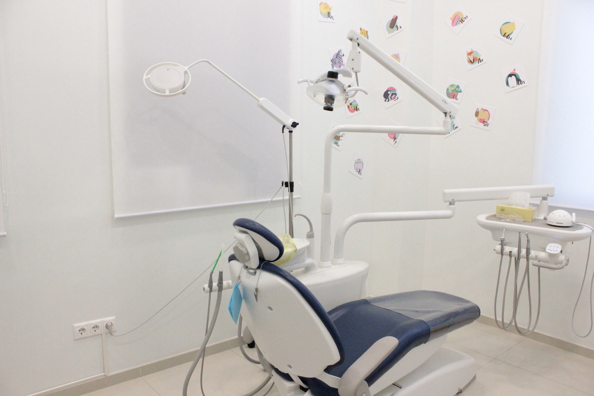 Жители Удмуртии просят вернуть работу стоматологий в обычный режим
