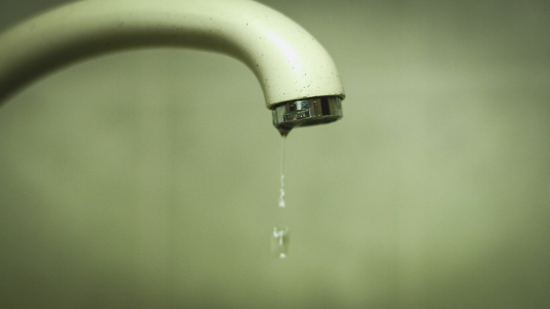 Жители Завьялово столкнулись с острой нехваткой питьевой воды