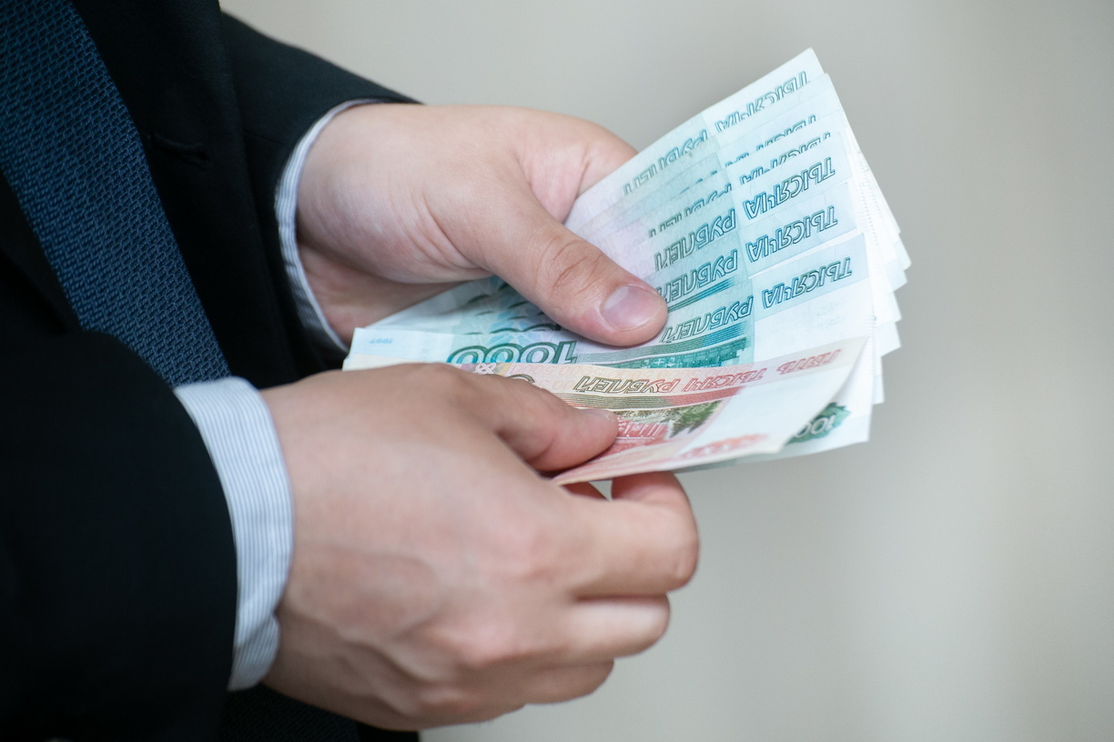 Ижевчанин хотел заработать на бирже, но лишился почти 2 млн рублей
