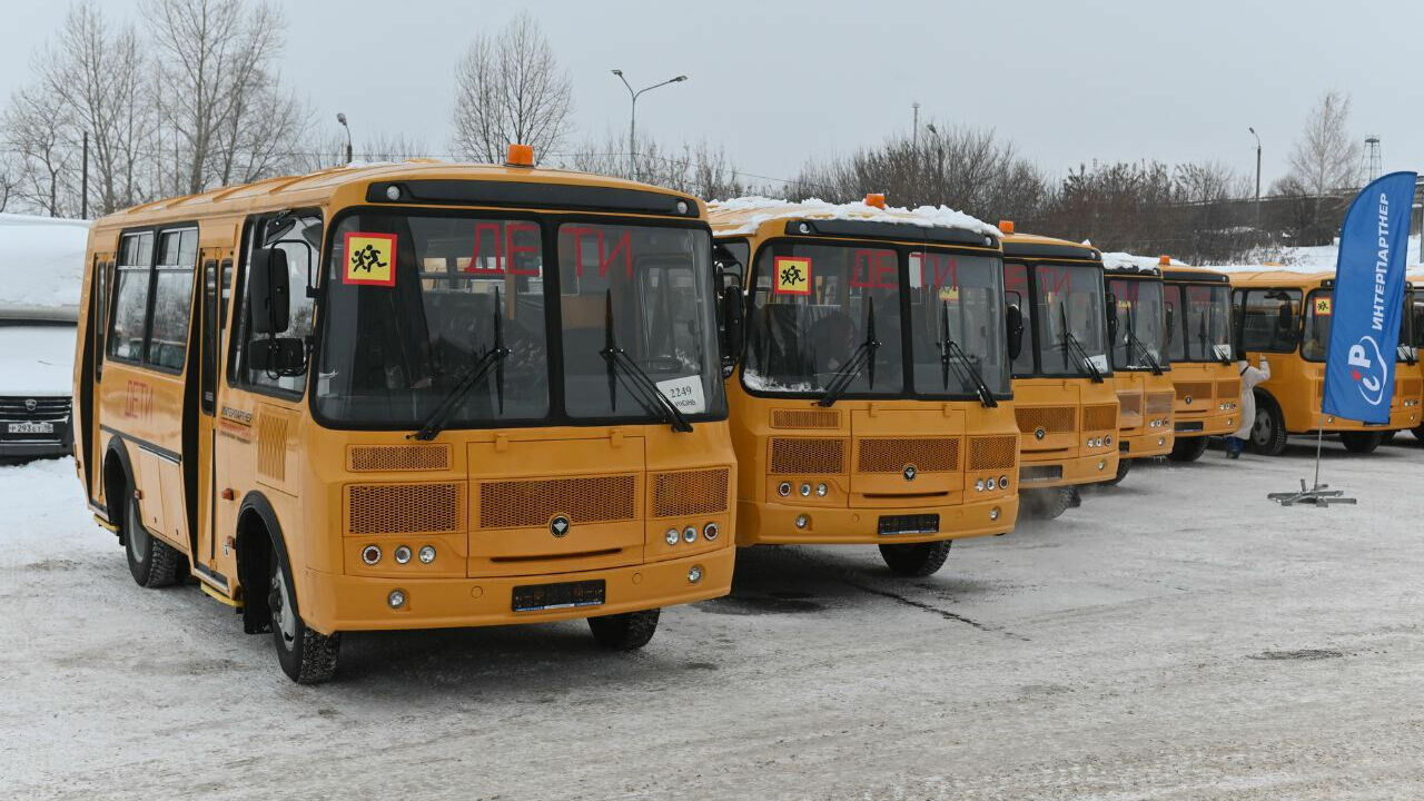 25 новых школьных автобусов получили районы Удмуртии