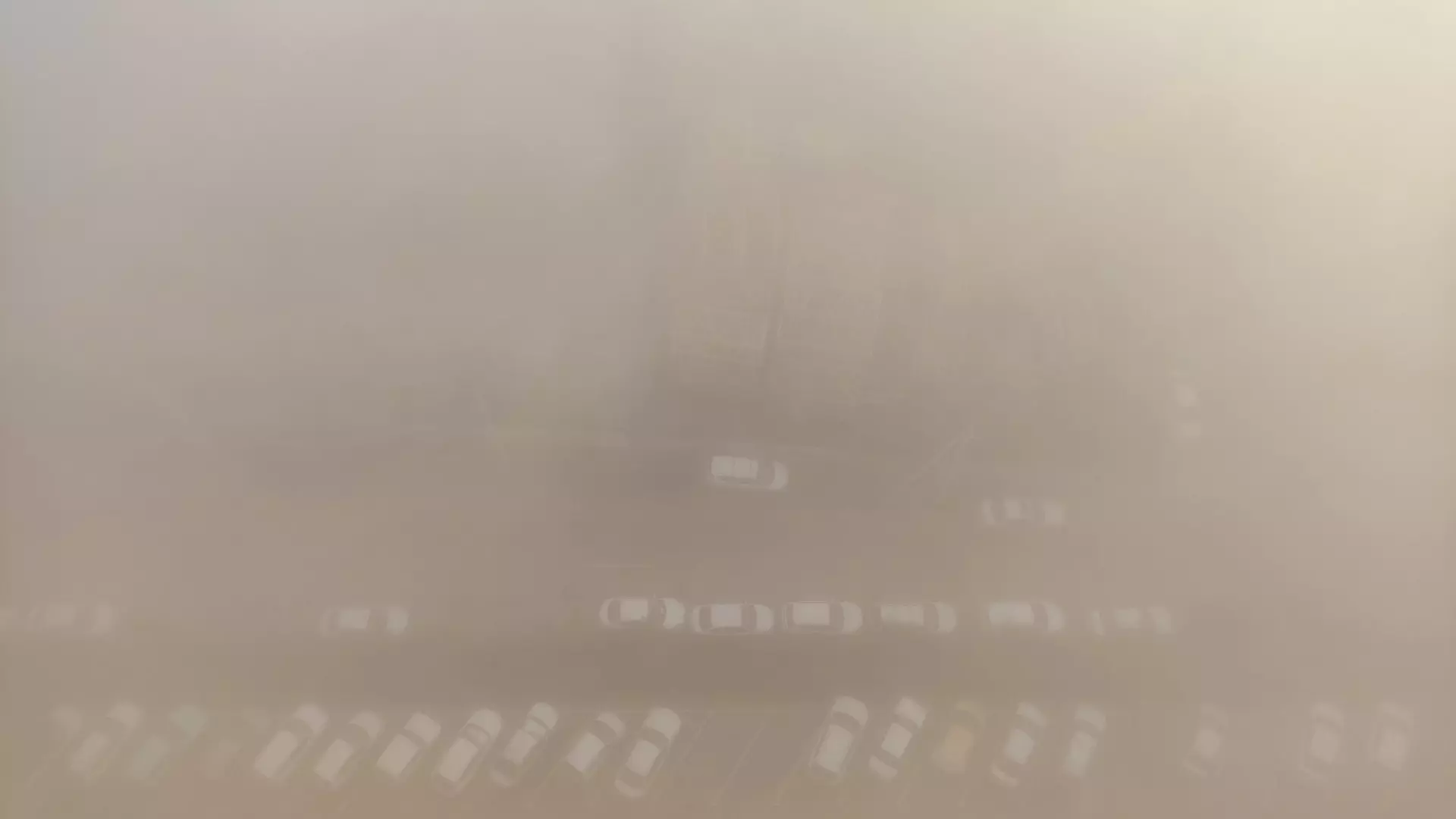 В связи с туманом сотрудники МЧС предупреждают об ухудшении видимости