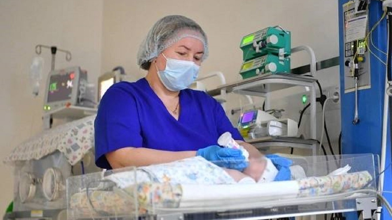 Врачи в Удмуртии помогли родить ребенка женщине с донорской печенью