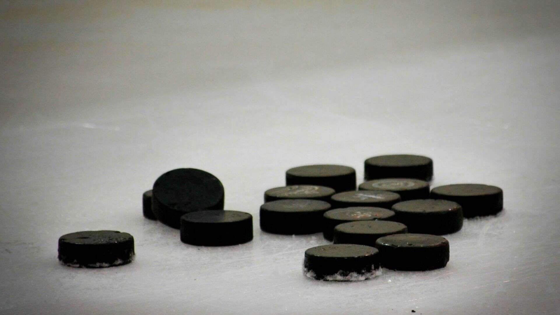 В «Нэшвилле» остались довольны первым матчем Аскарова в НХЛ