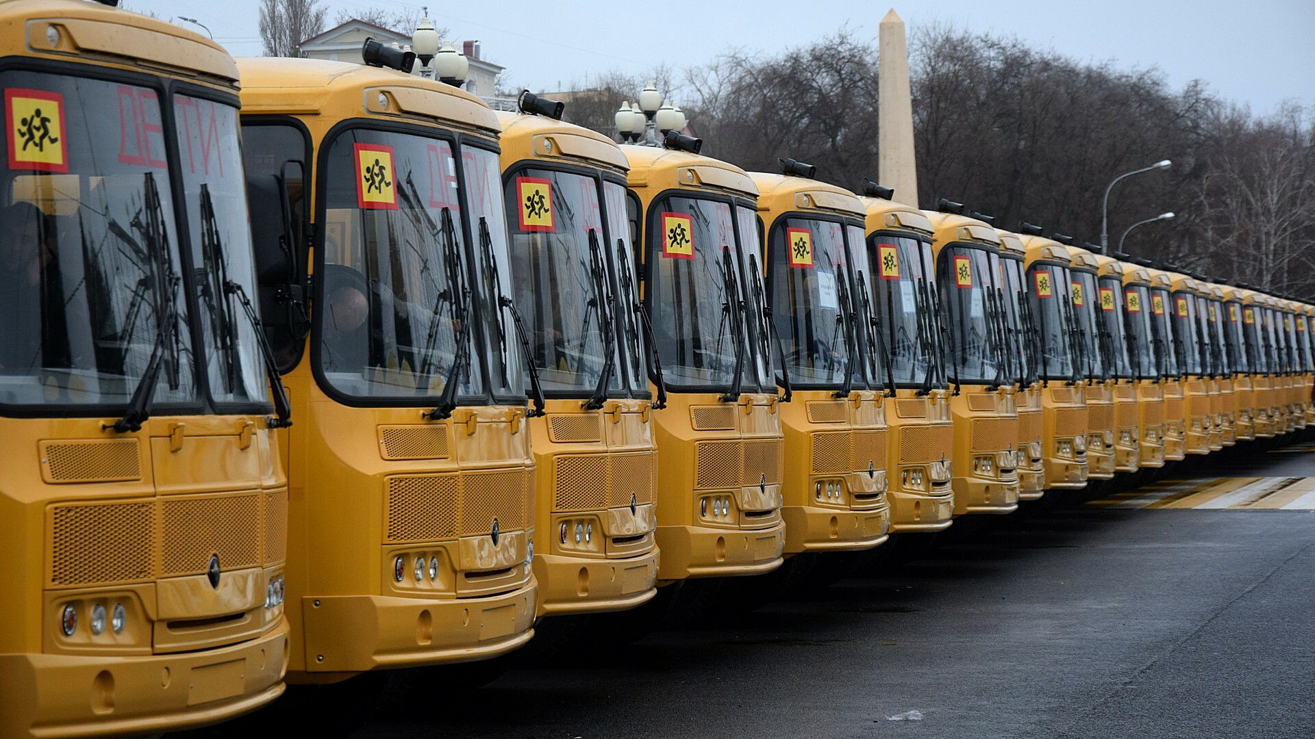 110 школьных автобусов поступит в Удмуртию до конца года
