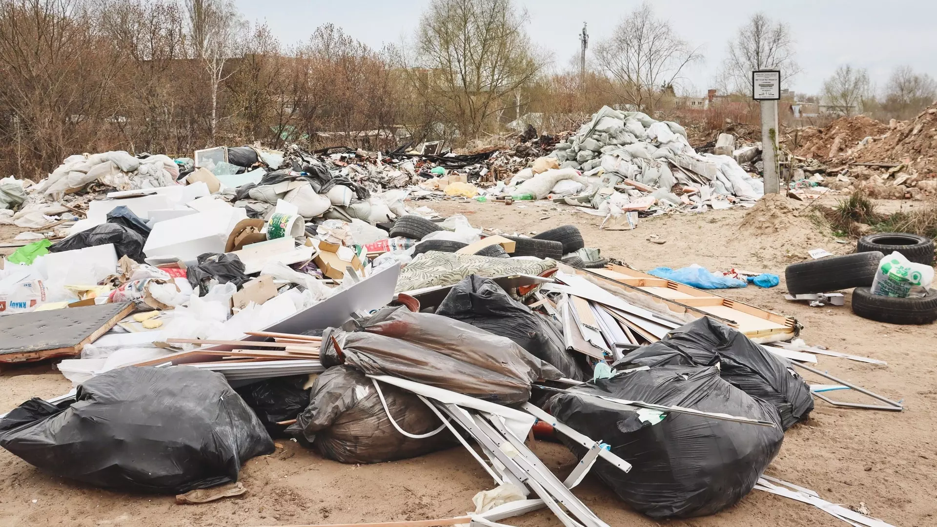 Две огромные свалки в Удмуртии освободят от 88 тысяч тонн мусора