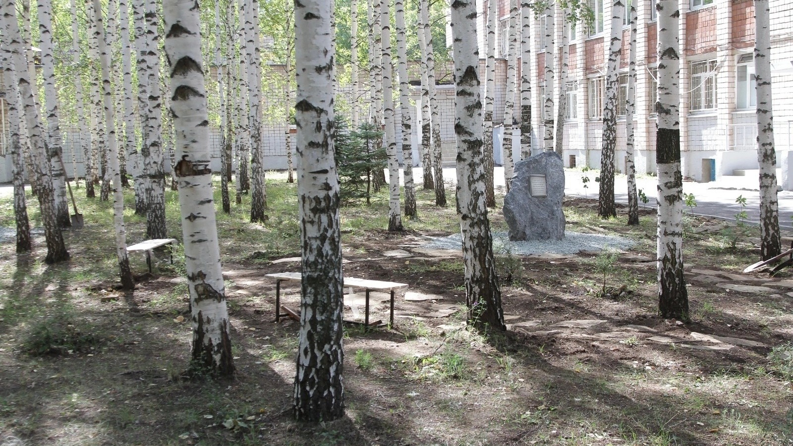 Сквер памяти жертв трагедии в 88 школе Ижевска откроют 1 сентября