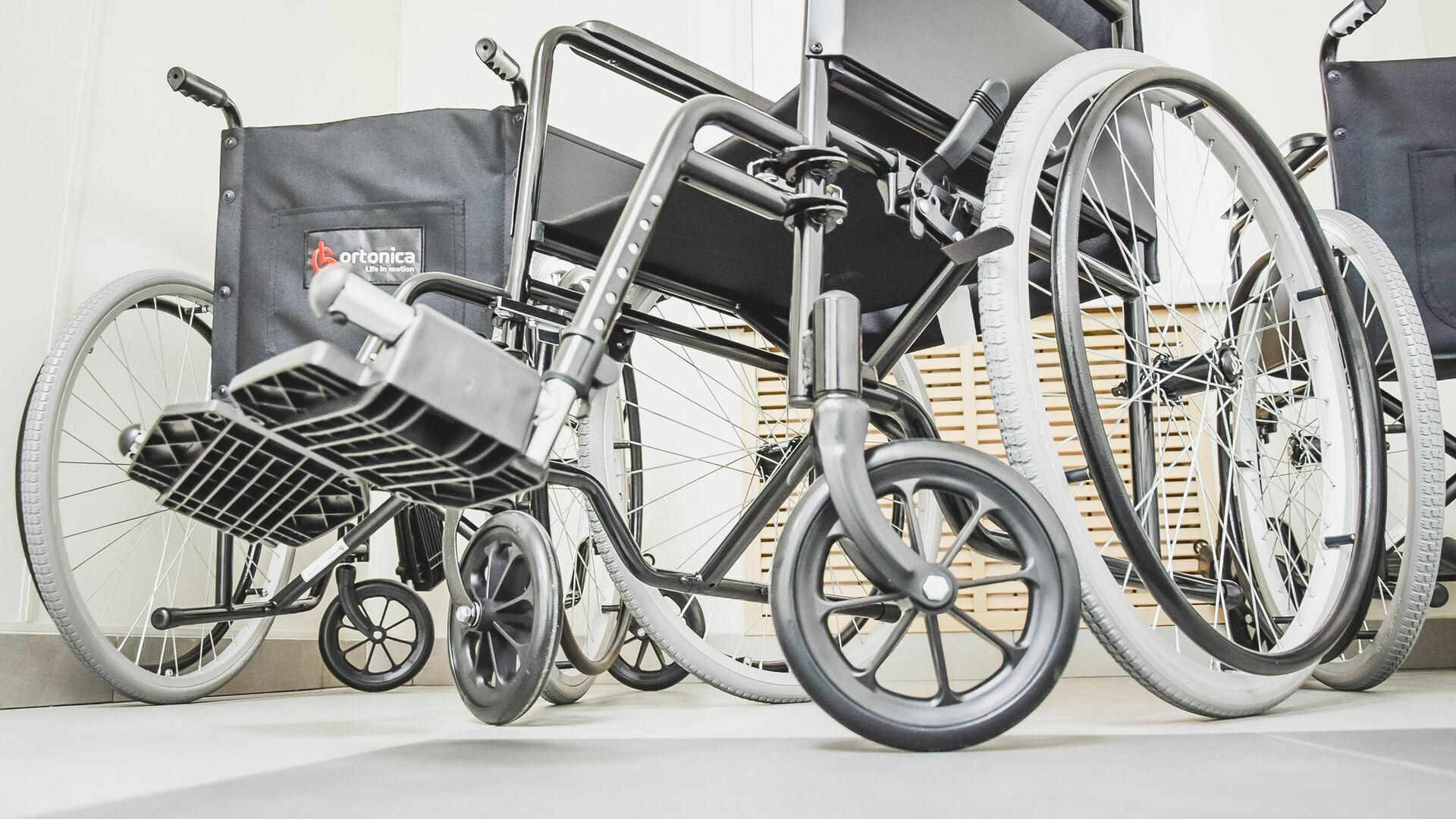 Обманула инвалида: мошенницу из Можги осудили за махинацию с инвалидной коляской