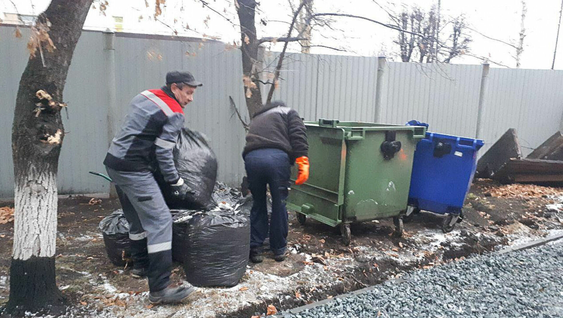 Глава Ижевска: Мешки с мусором после субботников вывезем с улиц своевременно