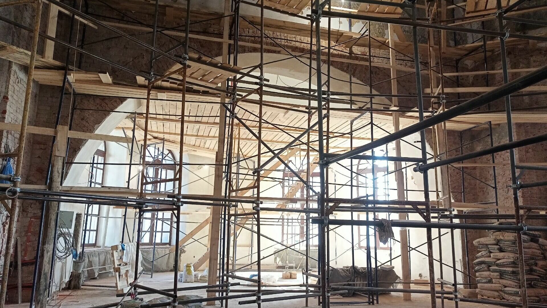Старинную роспись нашли при восстановлении Благовещенского собора в Воткинске