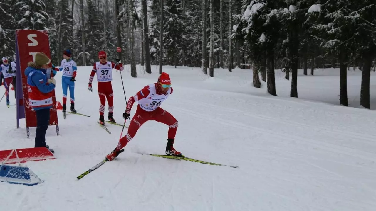 Лыжник из Удмуртии Владислав Лекомцев выиграл гонку кубка России на 10 километро