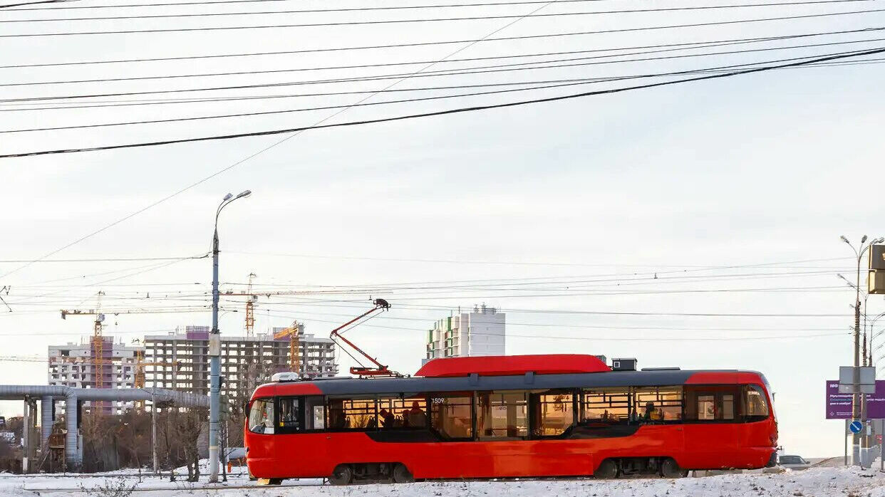 В Ижевске утром 7 января трижды останавливали движение трамваев