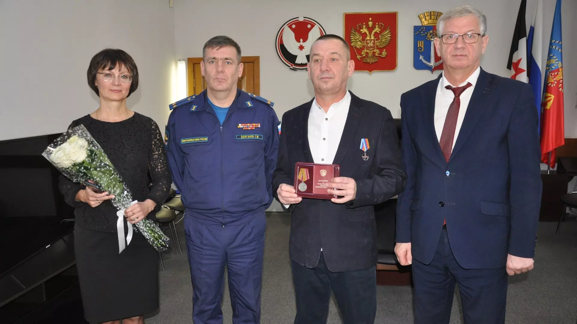 Закрыл собой сослуживцев: бойца СВО из Воткинска наградили медалью «За храбрость»