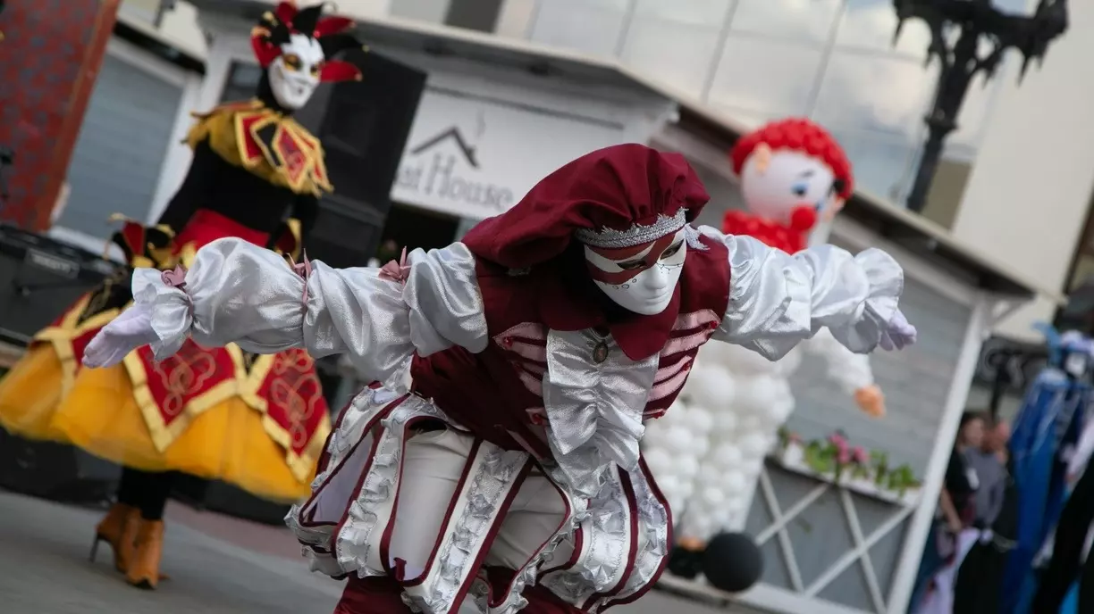 5 января в Ижевске пройдет новогодний карнавальный забег