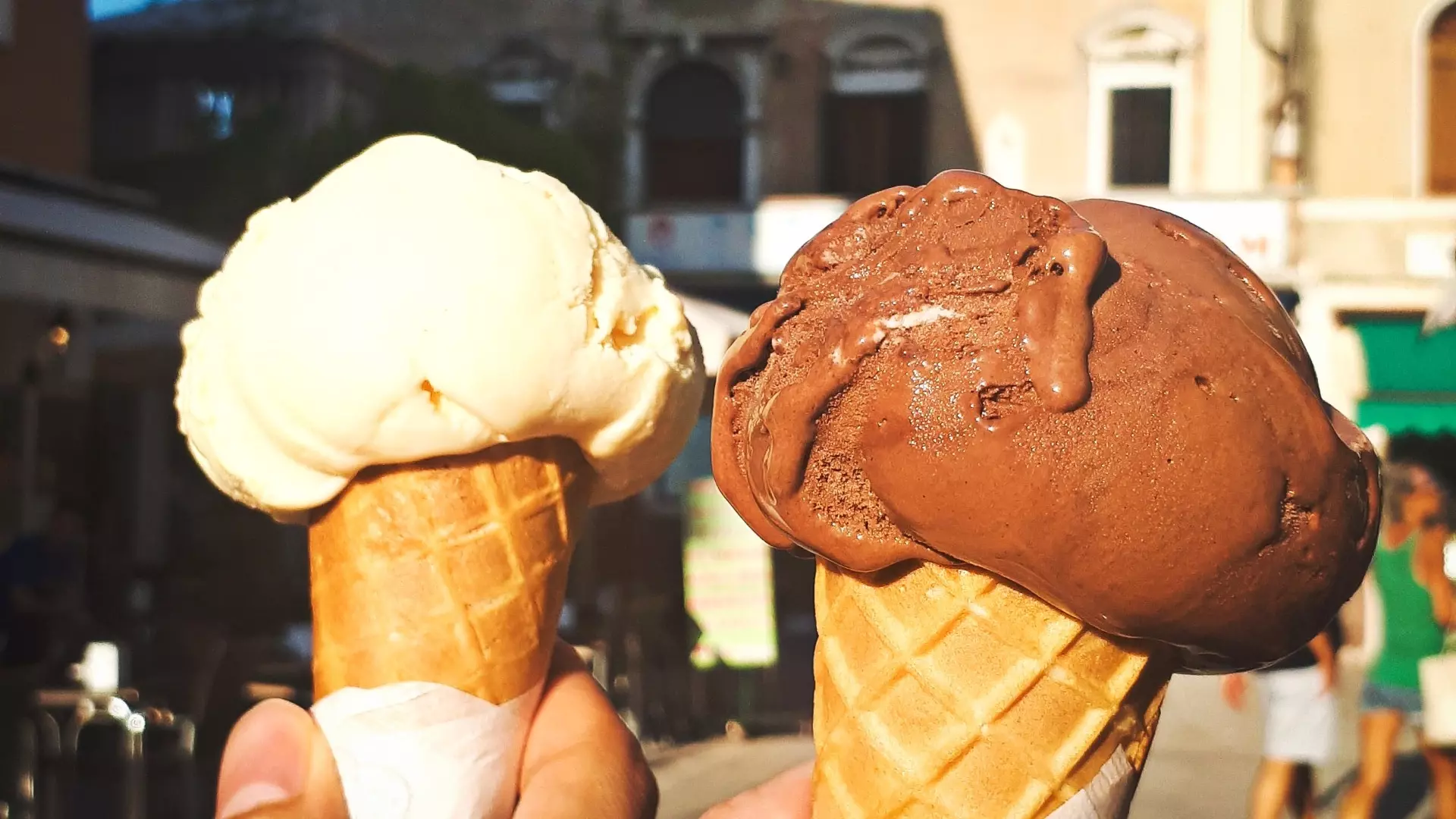 Мороженое неизвестного происхождения попало на прилавки в Удмуртии