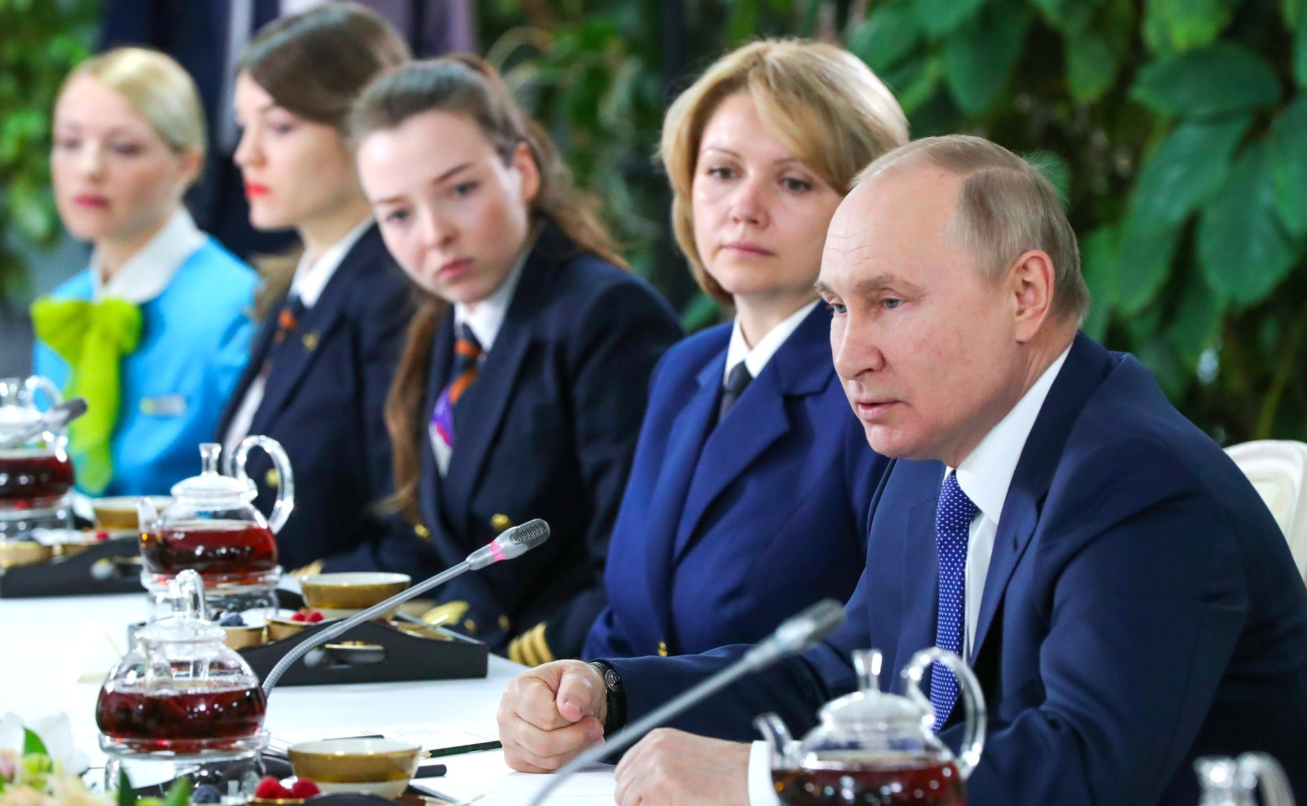В.В. Путин о социальных выплатах на детей до 18 лет
