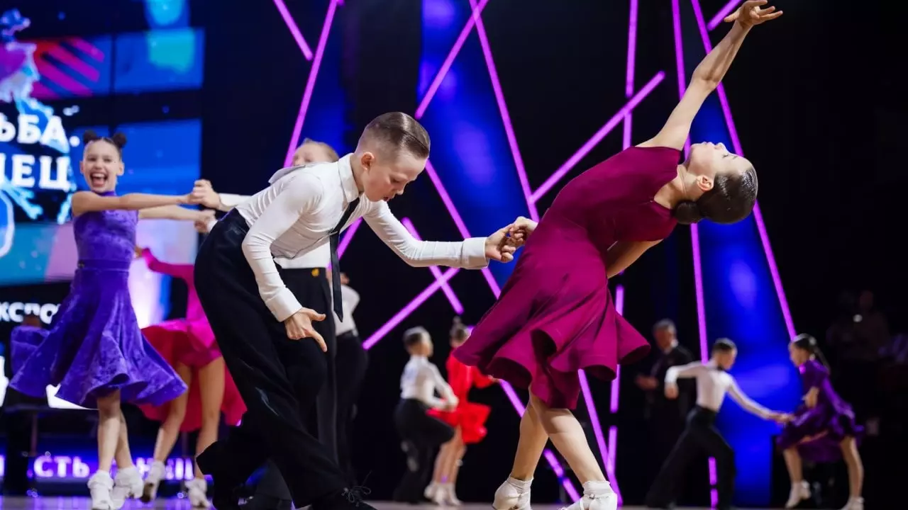 В «Крокус экспо» рядом с «Крокус Сити Холл» шли соревнования России по танцам