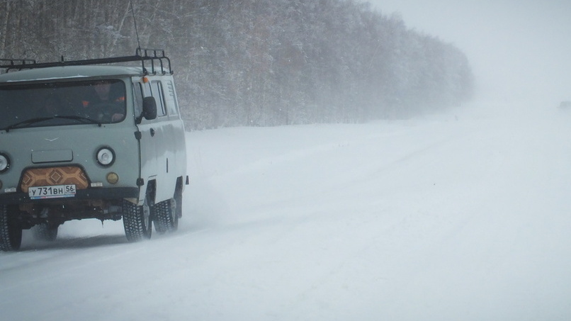 Жители Глазовского района просят убрать «снежную кашу» с трассы