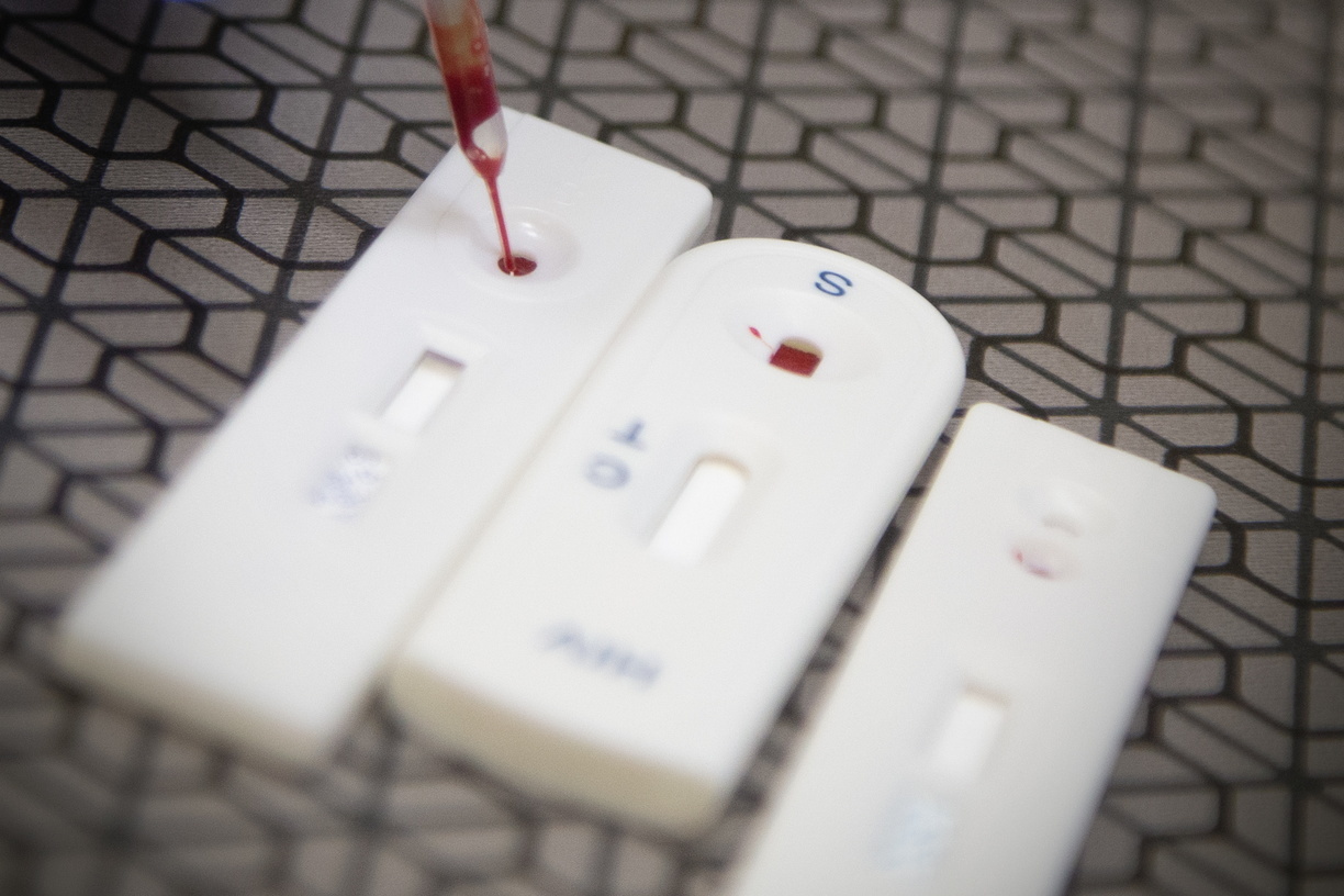 В Удмуртии 105 человек сдали положительные тесты на коронавирус за сутки
