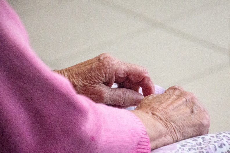 В Удмуртии внедрят систему долговременного ухода за пожилыми