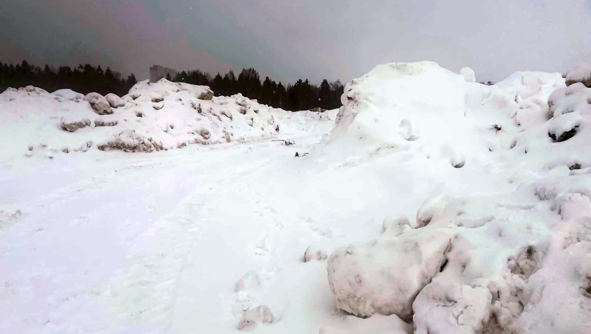 Снегосвалка с риском для экологии Ижевска