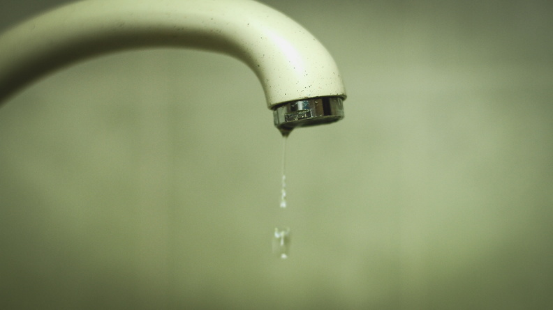 «Ни помыться, ни постирать»: жители Воткинского района о водоснабжении