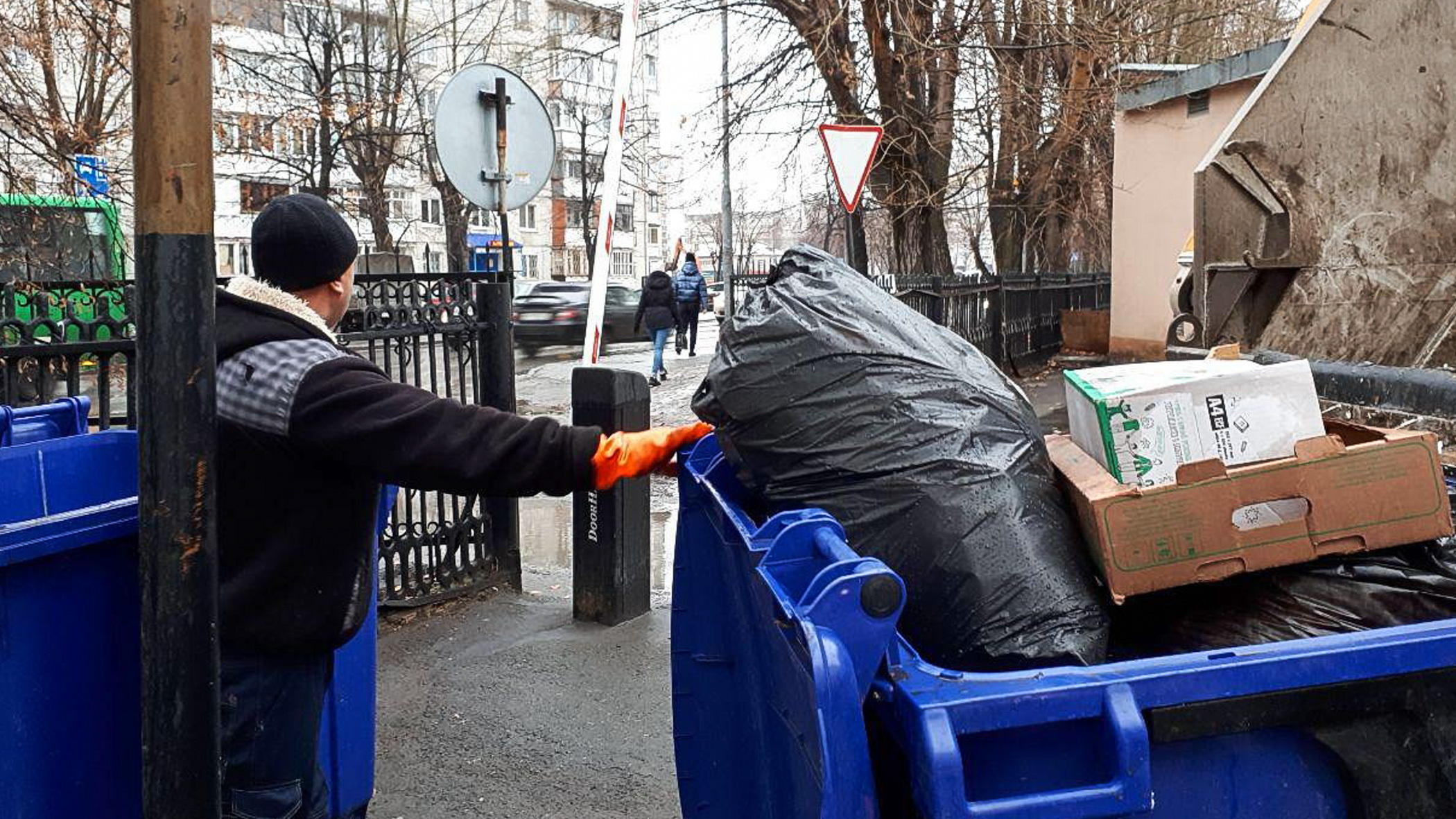 Администрация МО «Камское» не платила за вывоз мусора