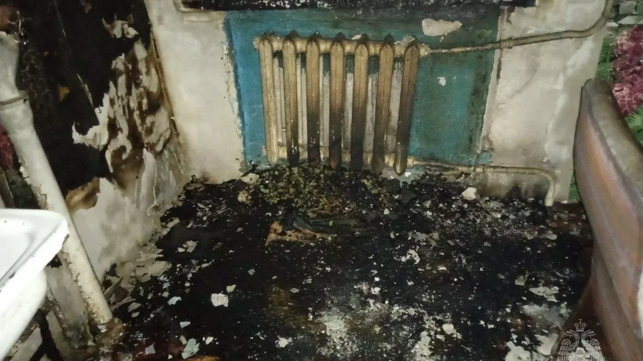 Квартира чуть не сгорела в Удмуртии из-за неосторожного обращения с огнем