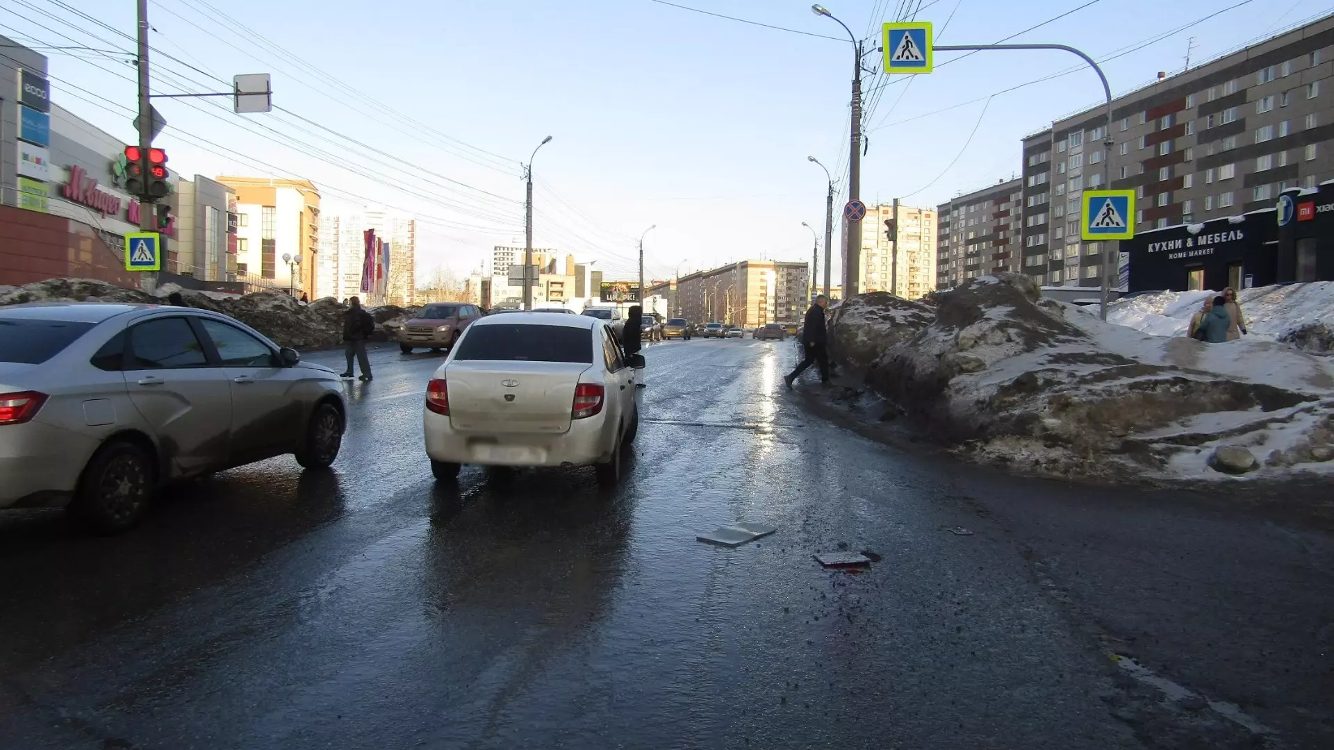 Сразу двух пешеходов сбили за час в Ижевске