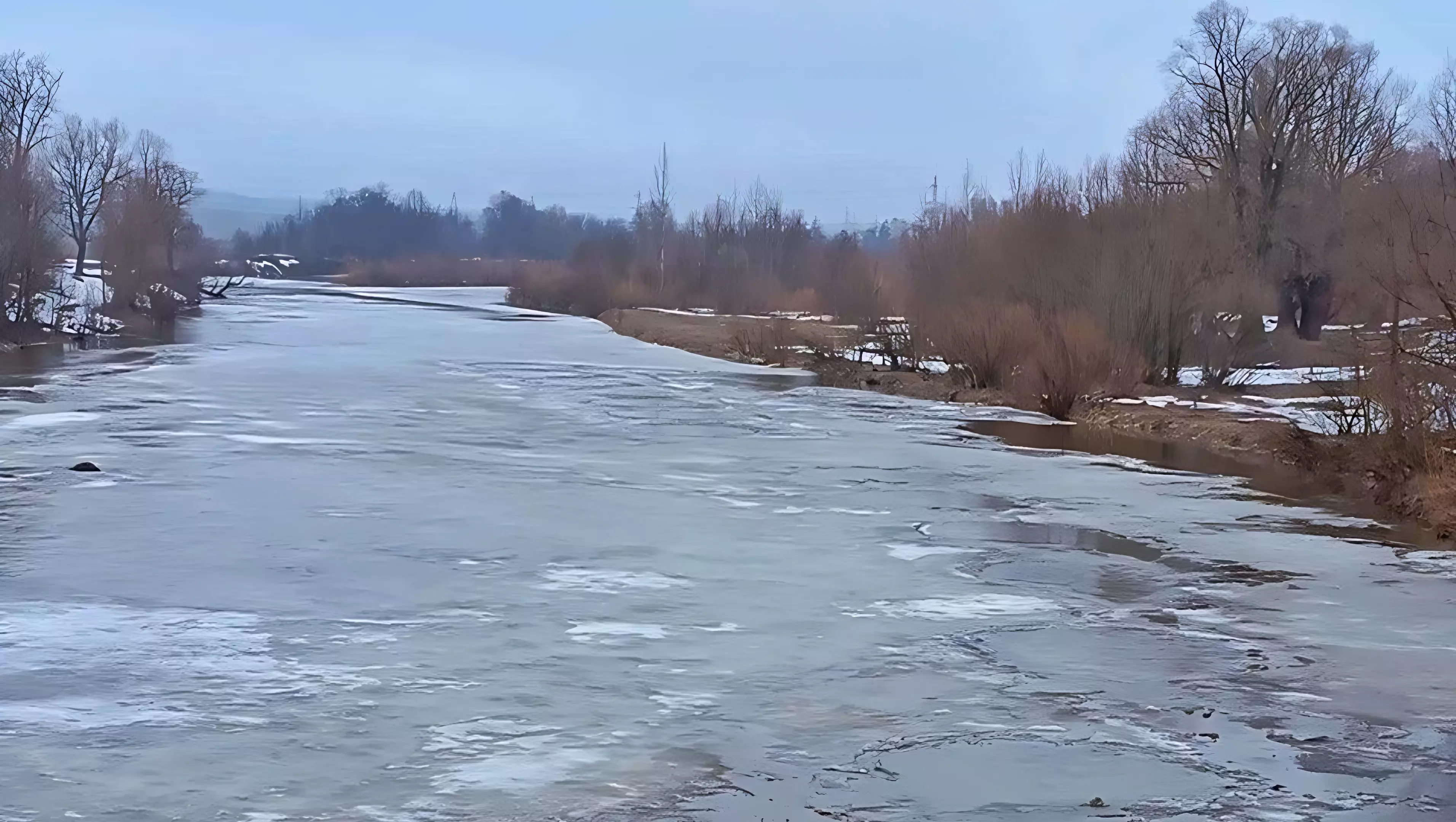 «Угрозы для жителей нет»: Ярослав Семенов рассказал о паводковой ситуации в Удмуртии