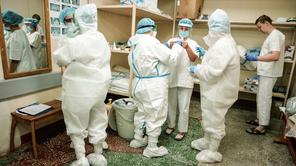 Студенты, работающие с коронавирусными больными в Удмуртии, получат льготы