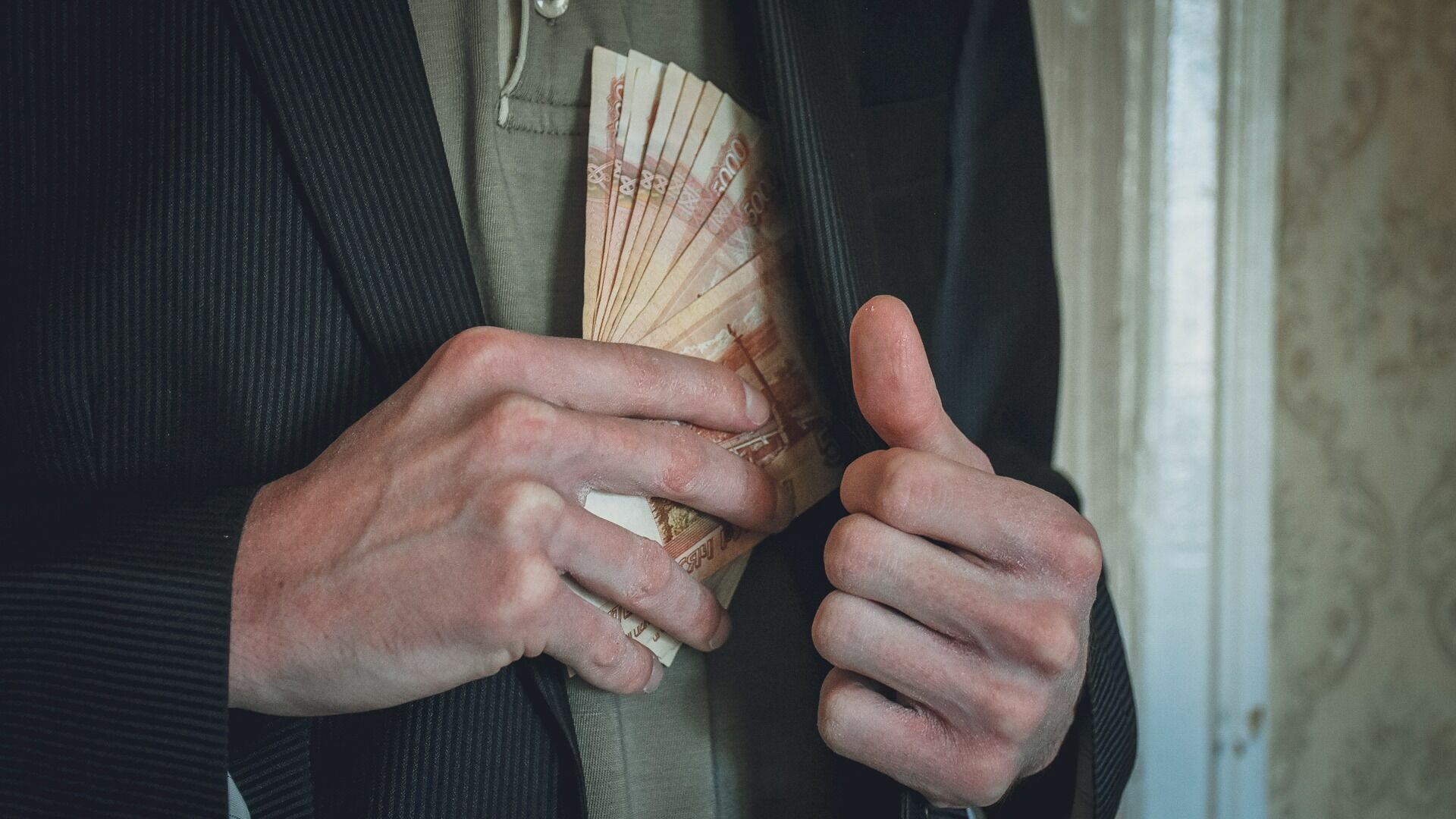 Прокурор в Ярском районе добился погашения долга по зарплате сотрудникам МУПа
