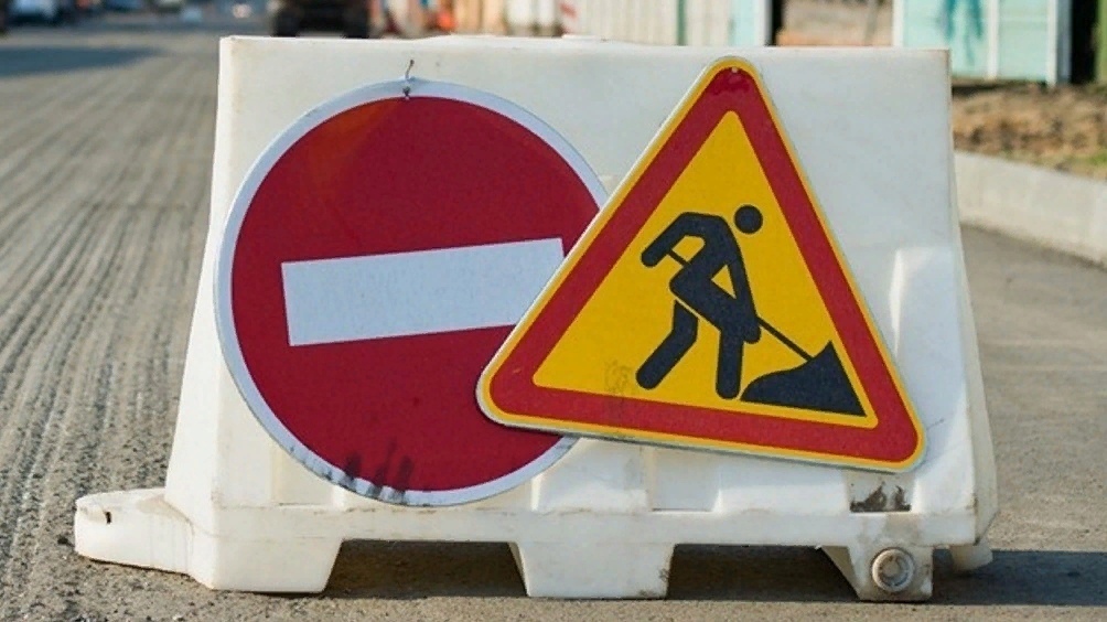 Дорогу у поликлиники нефтяников в Ижевске временно закроют для транспорта