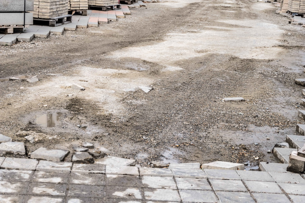 Новые тротуары в Ижевске раскрошились после первой зимы