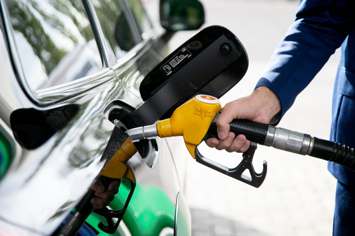 Средние цены на бензин выросли в Удмуртии