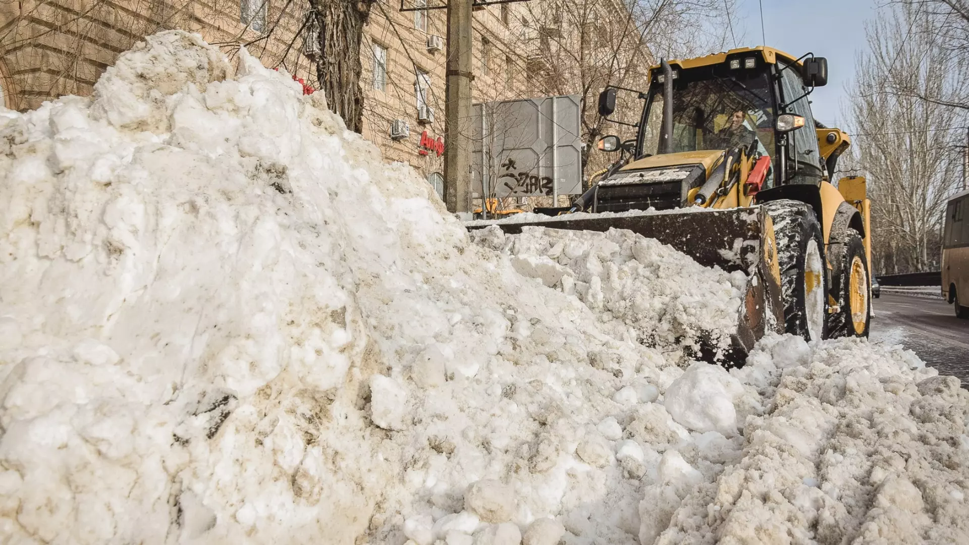 Мэр Ижевска рассказал о работе городской снегосвалки