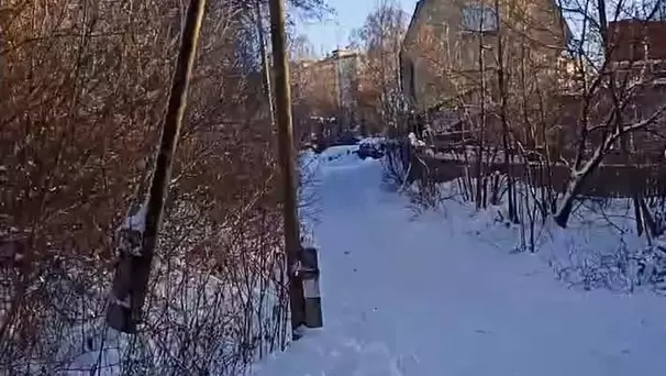 В Ижевске расчистили снег на улице, где живет юноша-инвалид