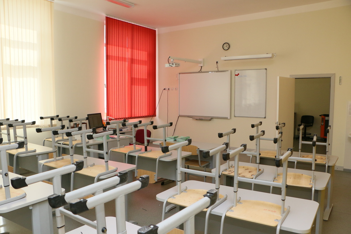 Школа, детсад и 511 классов закрыты на карантин по коронавирусу в Удмуртии